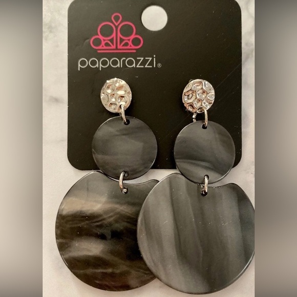 Paparazzi Black and Silver acrylic earrings